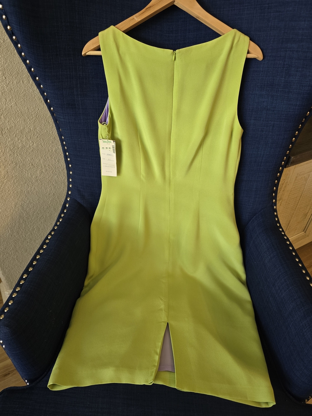 Apple Green Shift Dress - Elegant Women's Dress 100% Silk - Picture 2 of 8